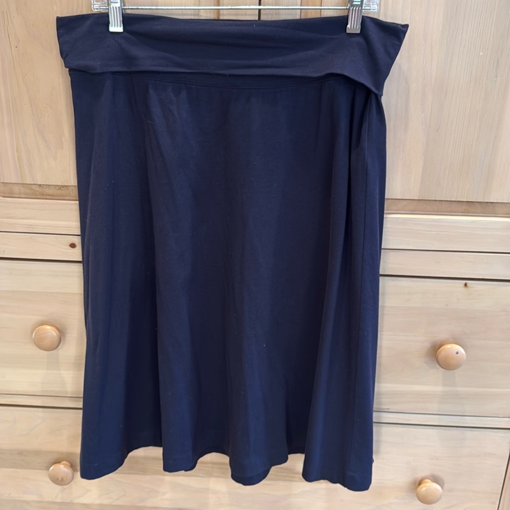 Lands’ End fold over navy skirt